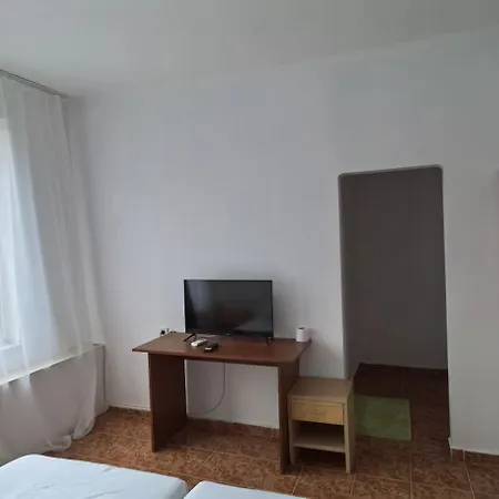 за гости Isperikh